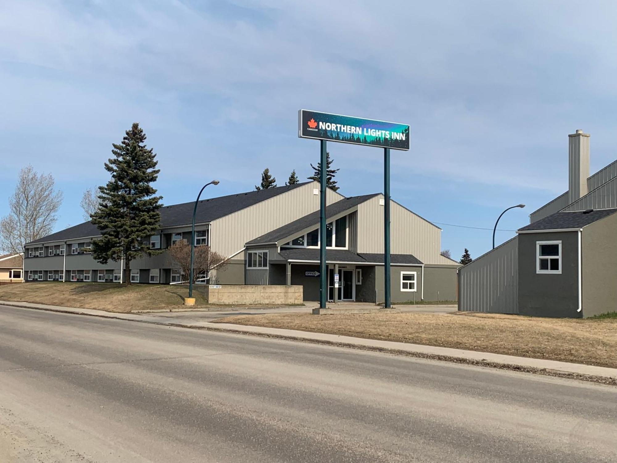 Northern Lights Inn Fort St. John Buitenkant foto
